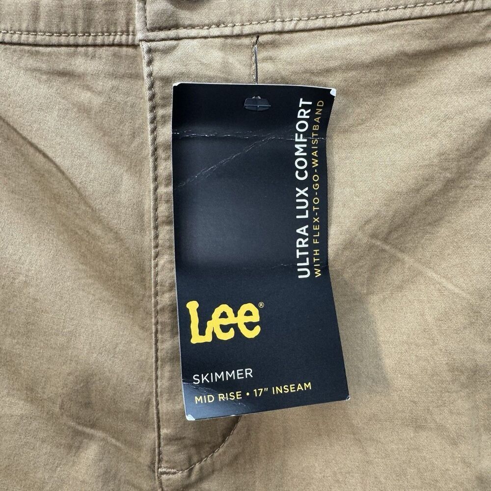 Lee Skimmer Capri Shorts Womens 18 Khaki Tan Ultra Lux Comfort Flex Mid Rise NEW - Picture 4 of 8